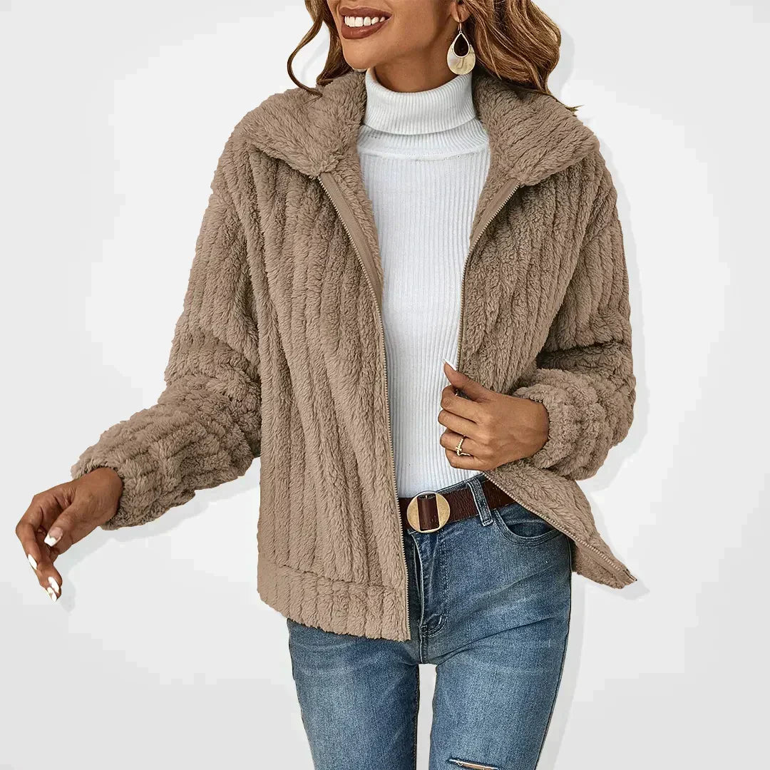Stephanie | Luxurious Plush Fleece Jacket - Image 5