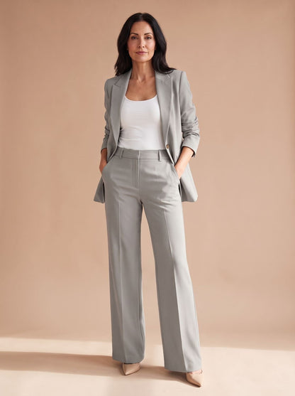 Elegant Women's Two-Piece Pantsuit with Blazer