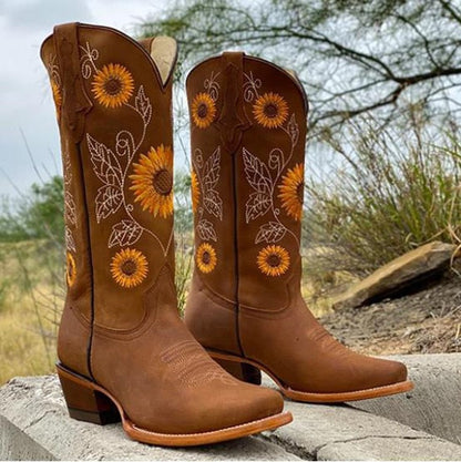 Samantha | Women's Embroidered Cowboy Boots - Image 3