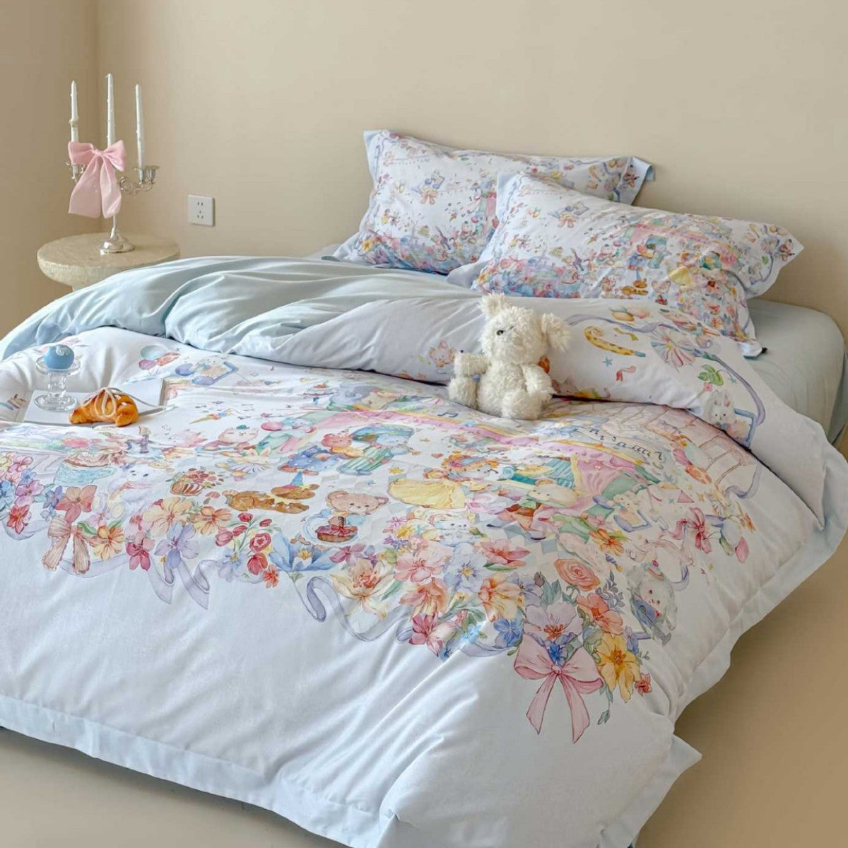 Kids' Soft Satin Bedding Set with Fairy Tale Teddy Bear Print