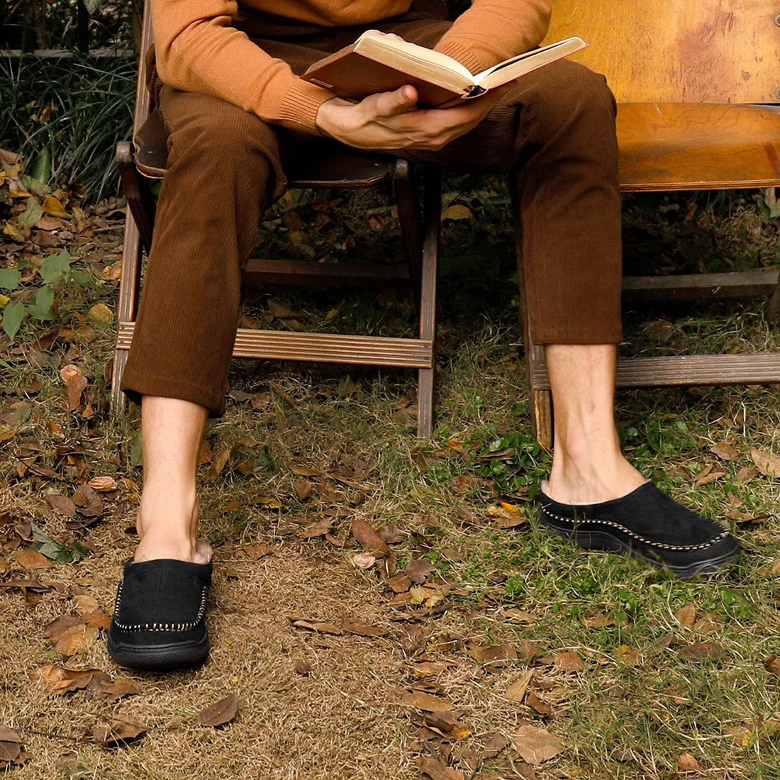 Lined Men's Slippers With Sturdy Sole