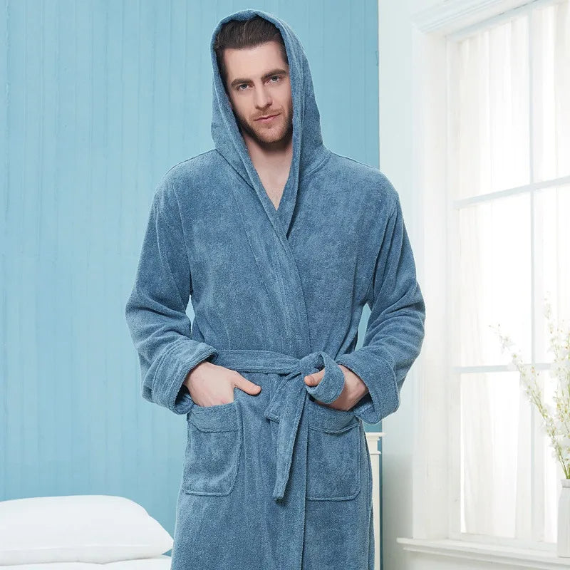 Luxurious and Warm Bathrobe