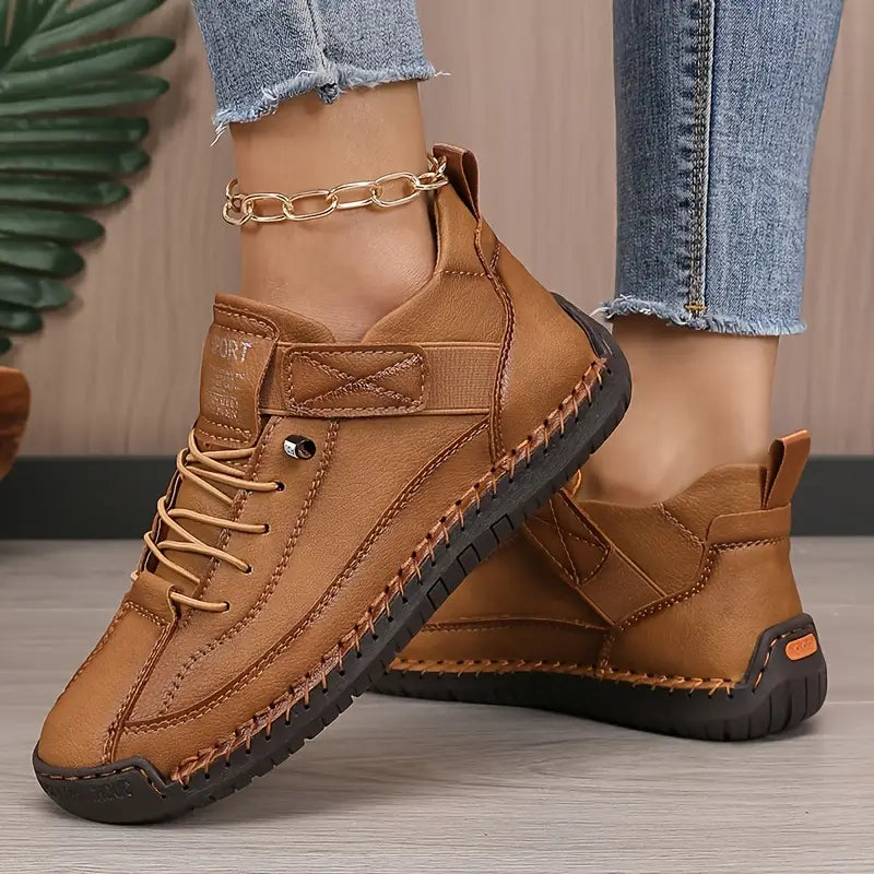 Men's Orthopedic Toggle Closure Sneakers