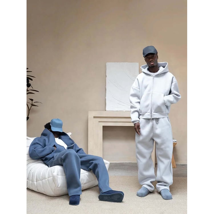 Men's Oversized Sweatsuit Set with Zip Hoodie and Wide-Leg Sweatpants