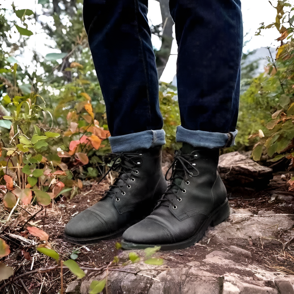 Men's Vintage Lace-Up Boots