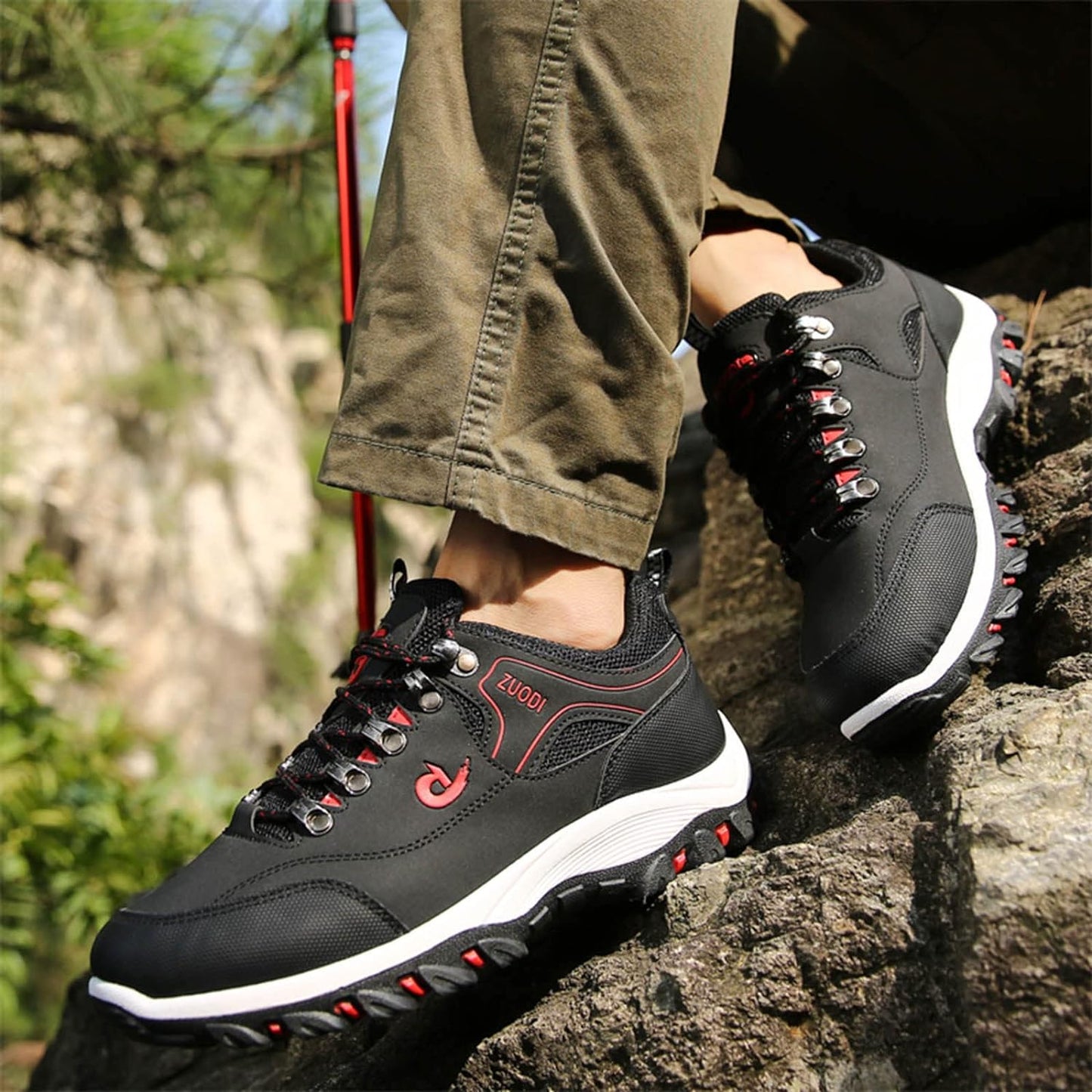 Men's Water-Resistant Hiking Shoes with Sturdy Sole