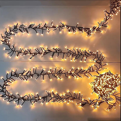Outdoor Christmas Lights - Warm White Cluster Lights with 8 Modes
