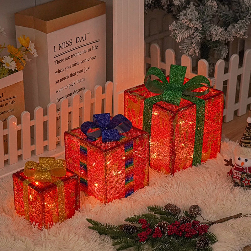 Pre-Lit Christmas Gift Boxes Outdoor Decoration, Set of 3 with LED Lights