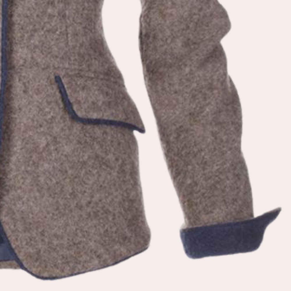 Refined Women's Blazer