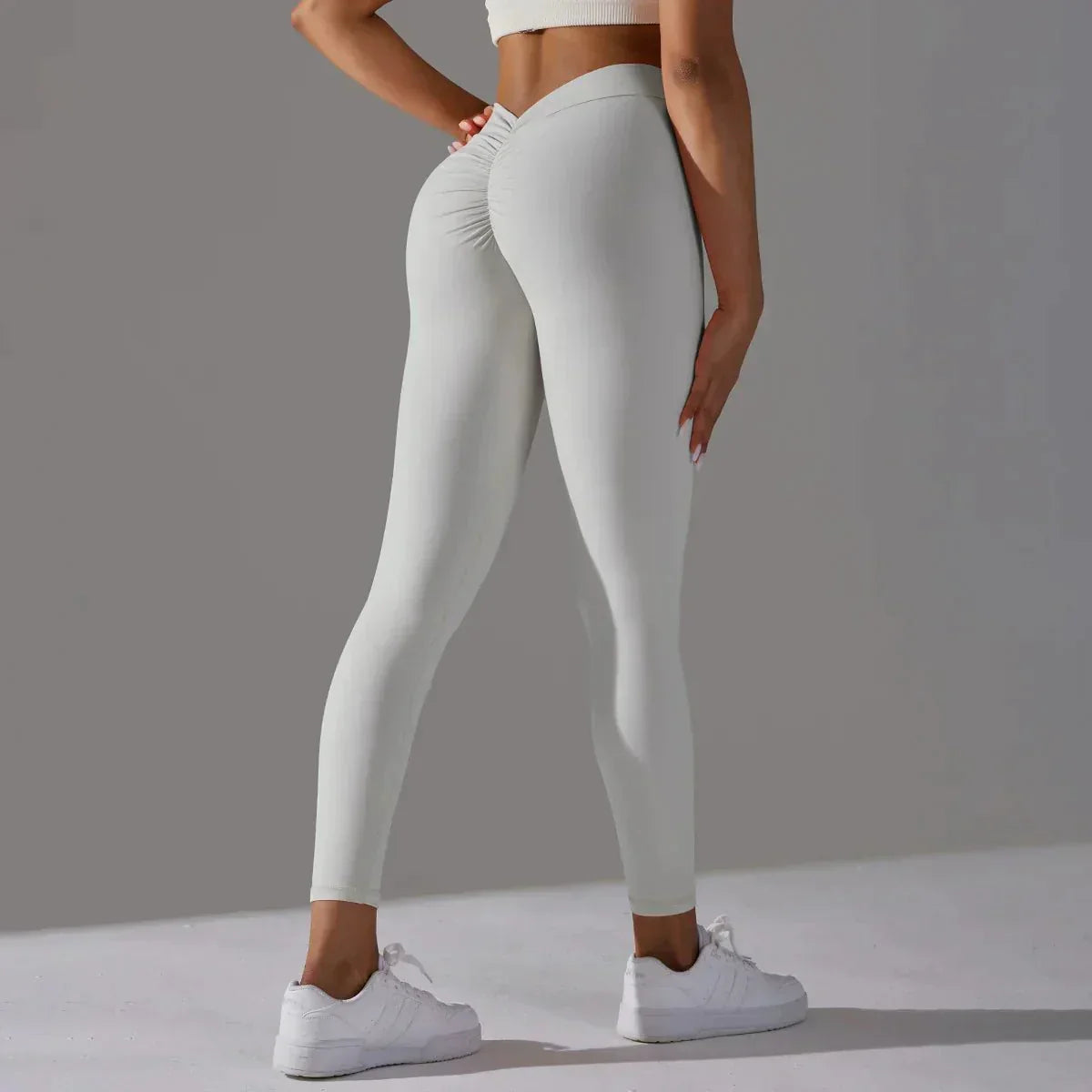 Scrunch Compression Yoga and Fitness Leggings – Sculpting Support for Every Move