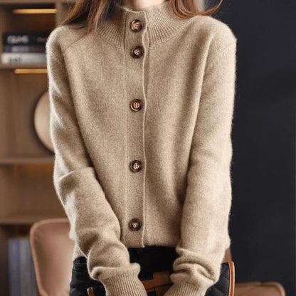 Soft Relaxed-Fit Cashmere Cardigan | Ideal for Fall Evenings