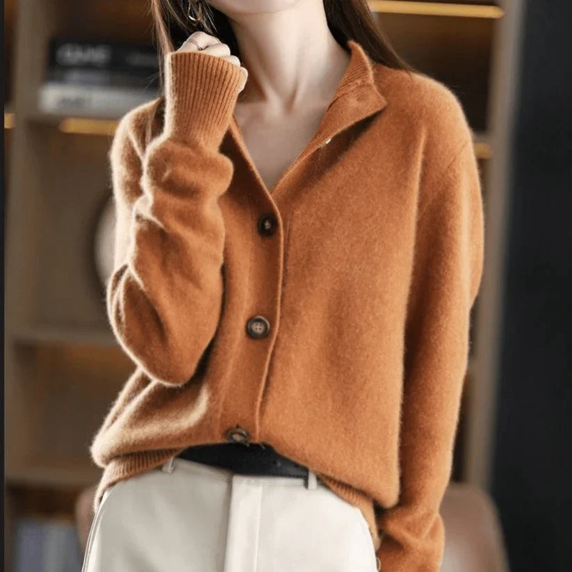 Soft Relaxed-Fit Cashmere Cardigan | Ideal for Fall Evenings