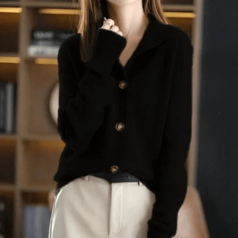 Soft Relaxed-Fit Cashmere Cardigan | Ideal for Fall Evenings