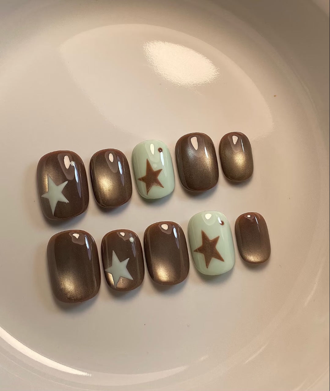 Star-Patterned Press-On Nail Set