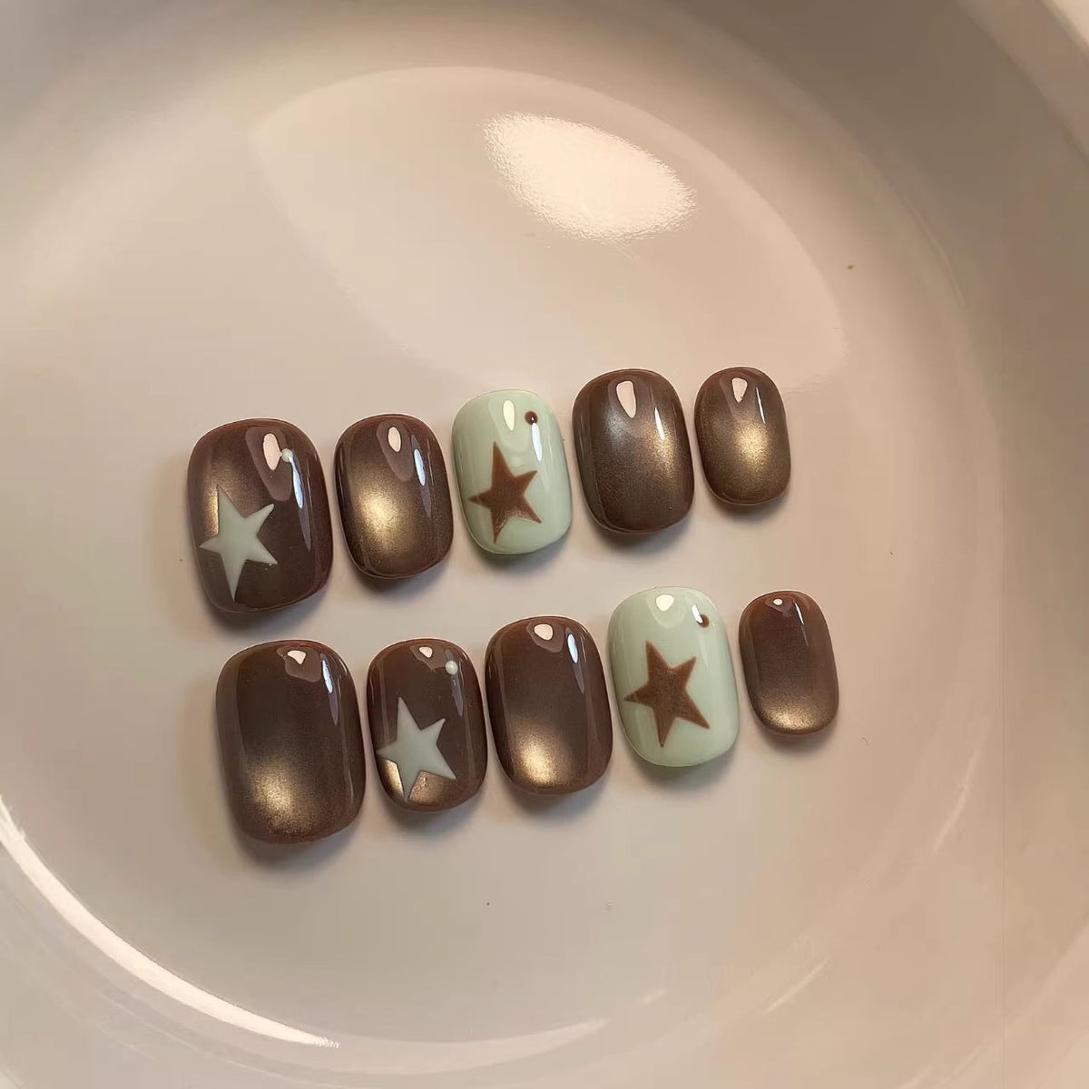 Star-Patterned Press-On Nail Set