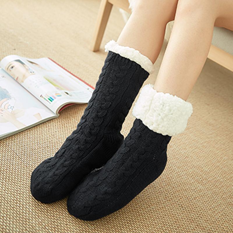 Unisex Slipper Socks with Non-Slip Soles – Warm and Cozy