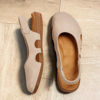 Women's Closed-Toe Flat Sandals