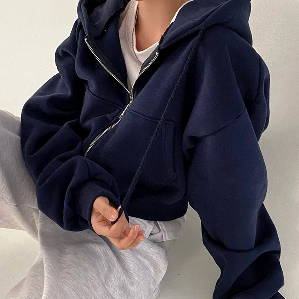 Women's Cropped Oversized Zip-Up Fleece Drawstring Hoodie