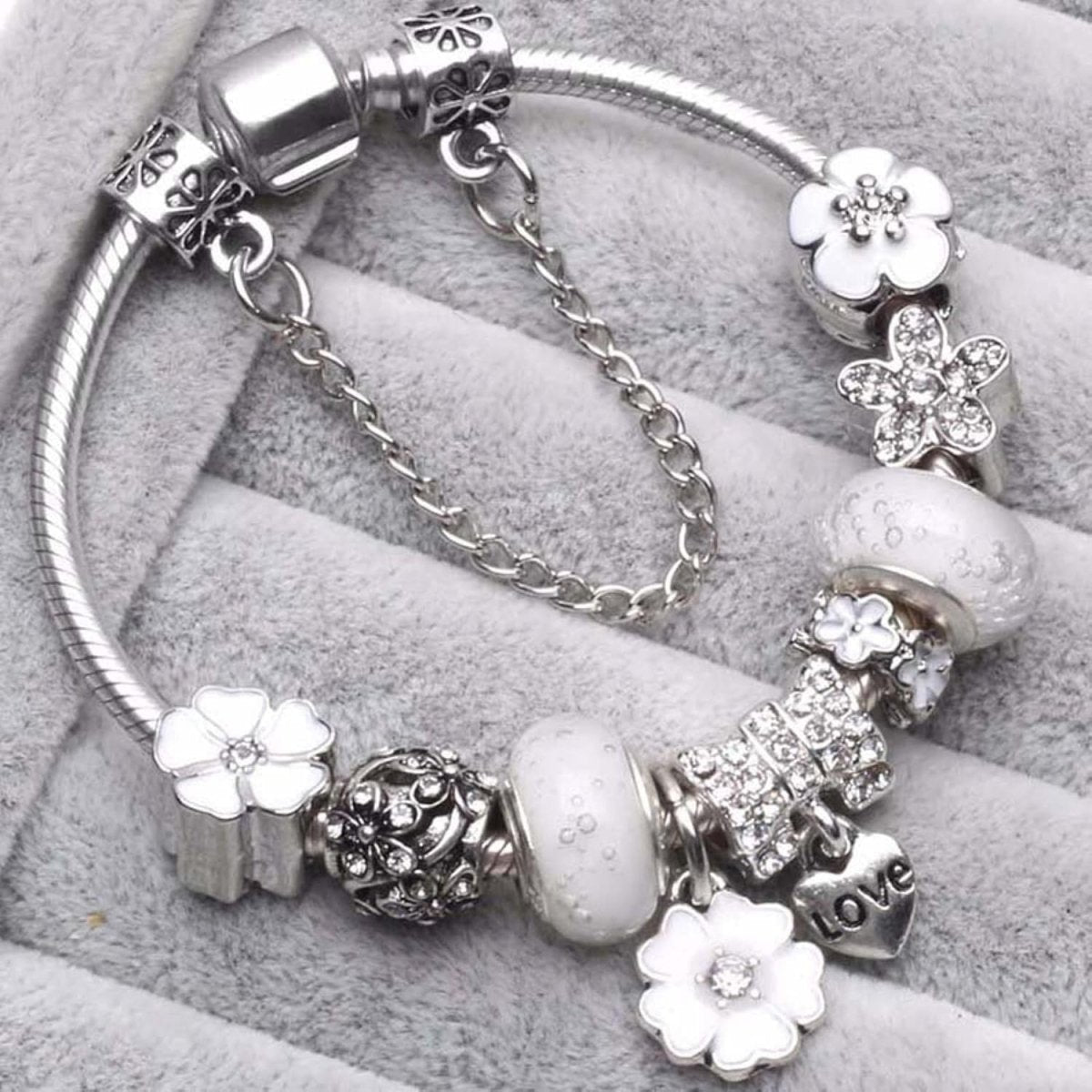 Women's Elegant Floral Charm Bracelet in 925 Sterling Silver - Nature-Inspired Design