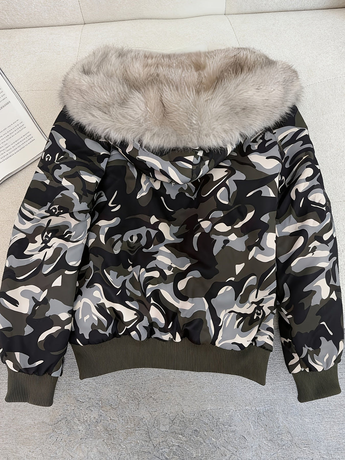 Women's Faux Fur Bomber Jacket – Chic and Warm for Every Season