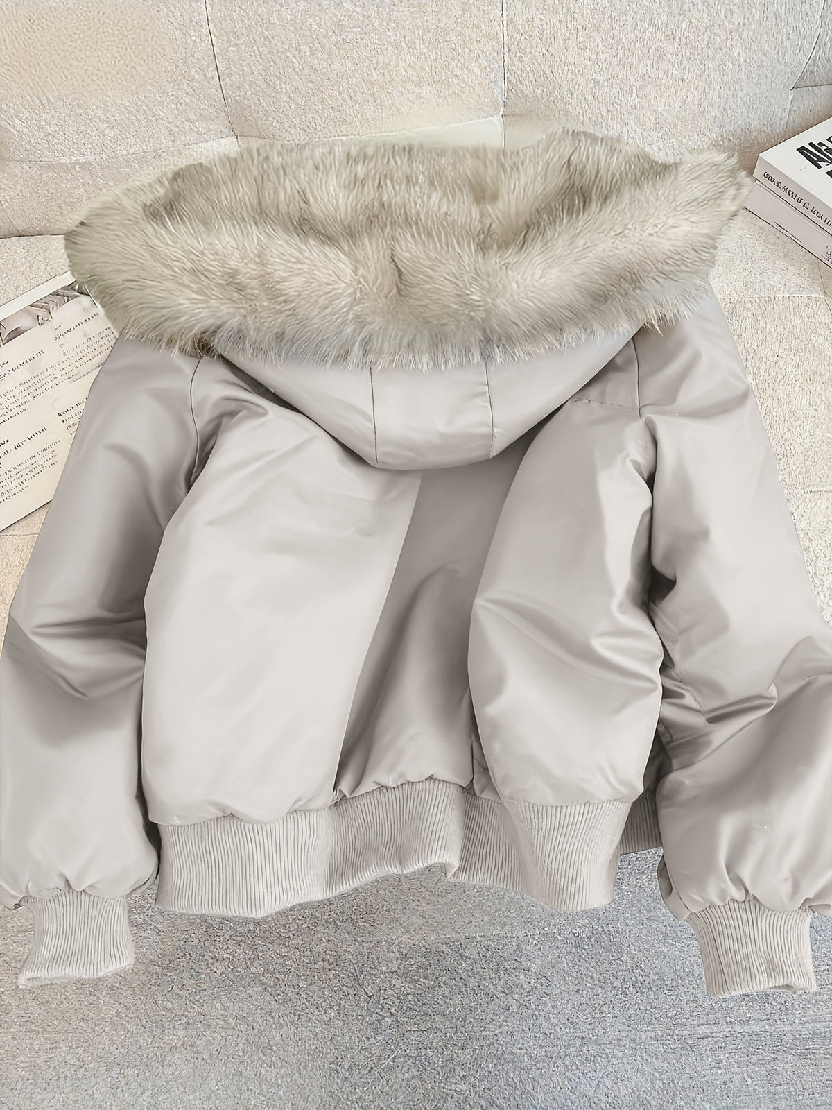 Women's Faux Fur Bomber Jacket – Chic and Warm for Every Season