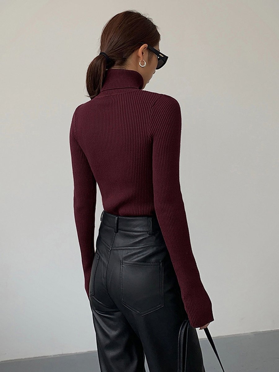 Women's Lightweight Ribbed Knit Turtleneck Sweater
