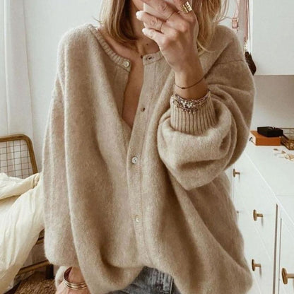 Women's Oversized Button-Up Knit Cardigan with Ribbed Cuffs