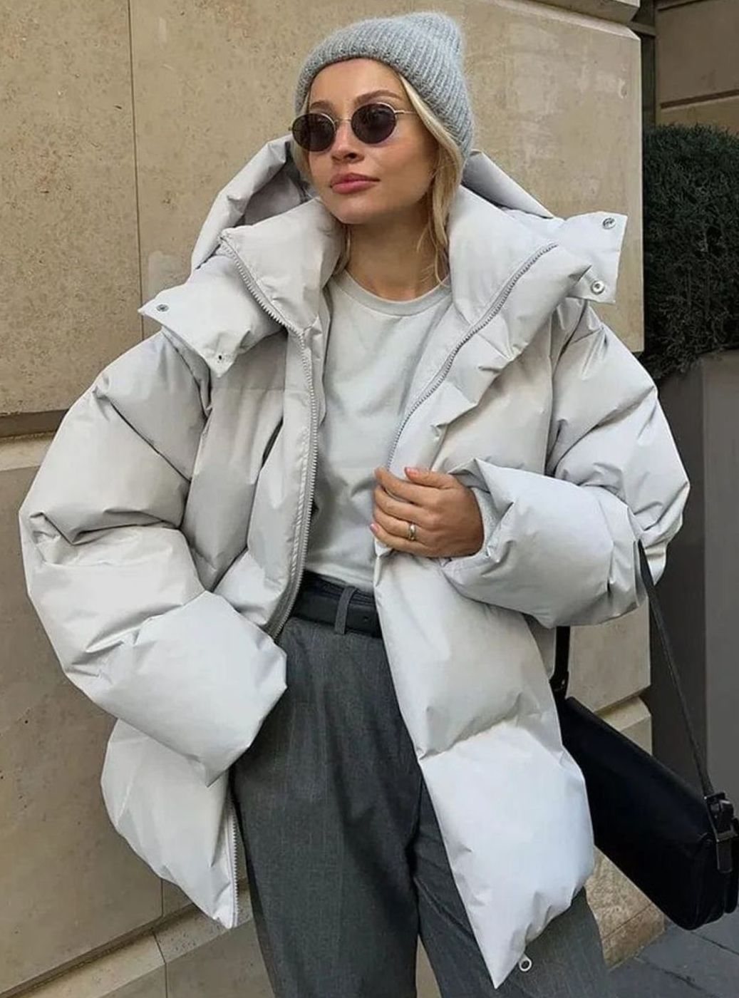 Women's Oversized Hooded Zip-Up Puffer Jacket